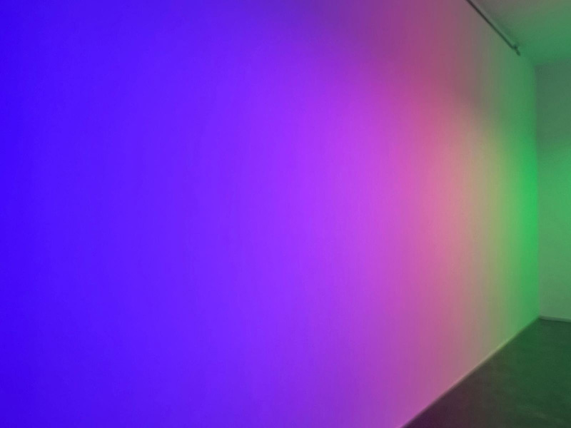 'Lo tienes que ver. La autonomía del color en el arte abstracto'